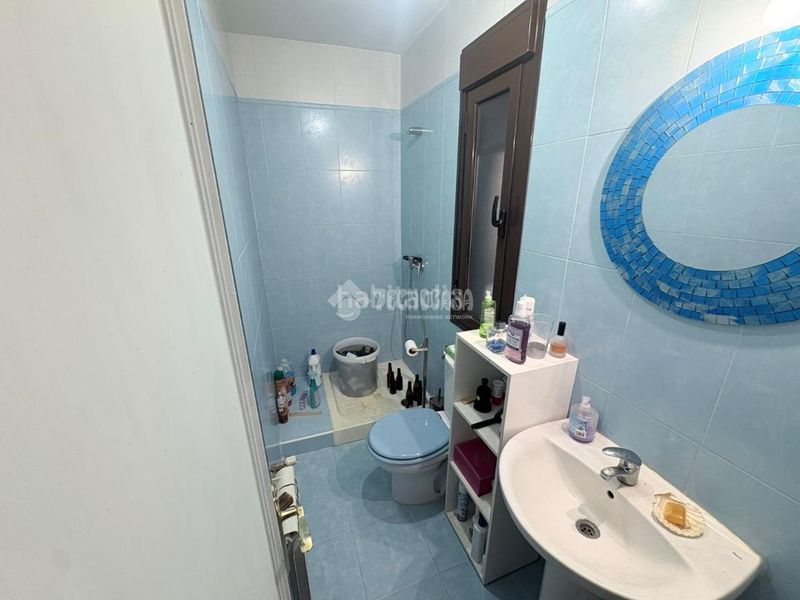 Foto cfec5b7b-417e-47e7-8b2f-cfa4e91601ef. Casa aparellada amb calefacció aparcament a Velada