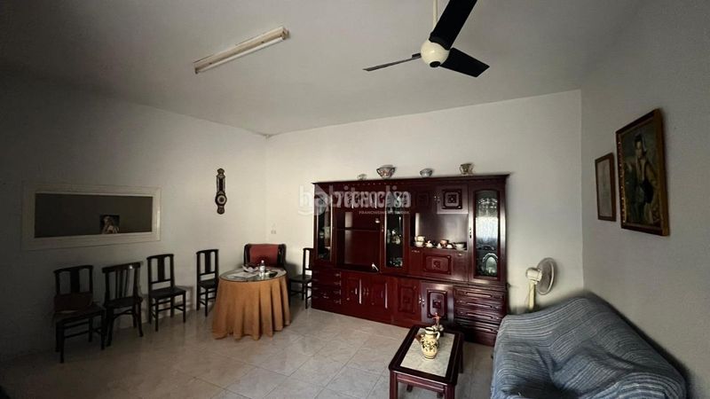 Foto a2992d03-be2e-4765-aa32-553fd6d486f3. Casa aparellada a Lagartera