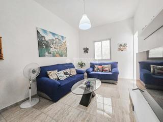 Edifici a Salamanca - Uruguay. Edificio en venta en santa cruz de tenerife