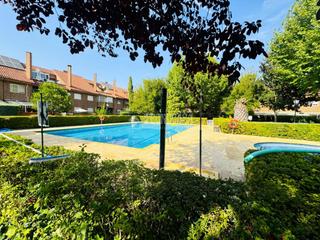 Towny house in Hospital-Nuevo Centro. Casa en venta en talavera de la reina