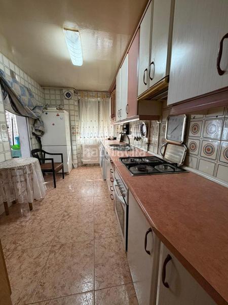 Foto 1ab3c66d-6b66-42f0-8442-f73a620a165e. Pis a Entrevías Madrid