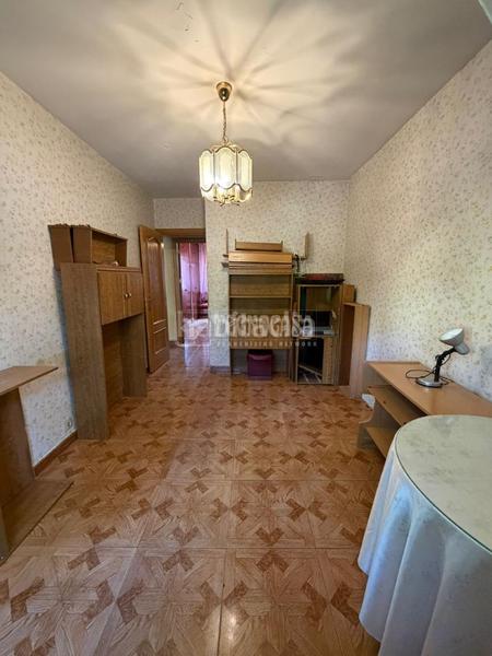 Foto 21d682ac-de08-487a-87f8-9aebf8ac393f. Pis a Entrevías Madrid