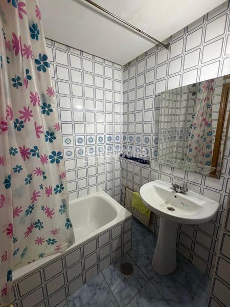 Foto 256a26ee-4b4b-464c-84e1-ecd413bbe231. Pis a Entrevías Madrid