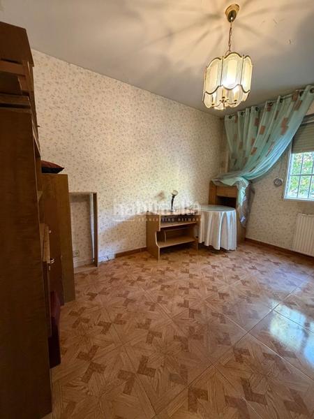 Foto 864a7c32-7755-469f-b1d9-b0c50c11a3cf. Pis a Entrevías Madrid