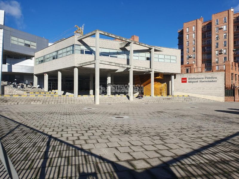 Foto 07da2a51-eb63-498c-b6fc-473acb932f72. Piso  en venta en Palomeras Sureste Madrid