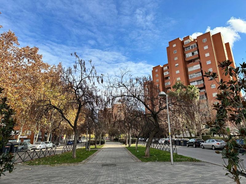 Foto 851c89e6-1860-47e7-9e5d-d5962825ce0a. Piso  en venta en Palomeras Sureste Madrid