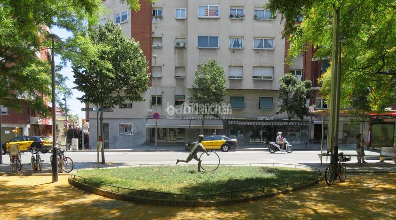 Foto 4e517389-af6e-41fc-8a61-7b6c416968d2. Posto auto in La Font d´en Fargues Barcelona