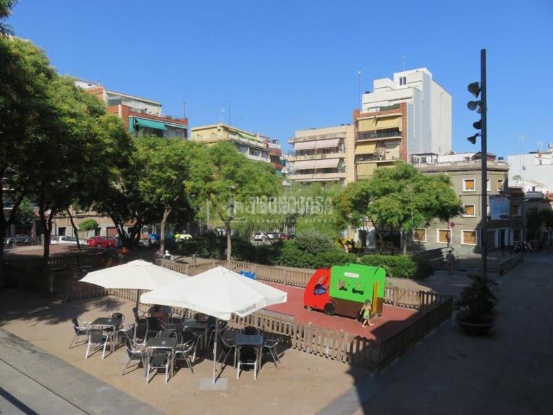 Foto b6679478-ce2a-4665-9f67-741cc7b23930. Posto auto in La Font d´en Fargues Barcelona