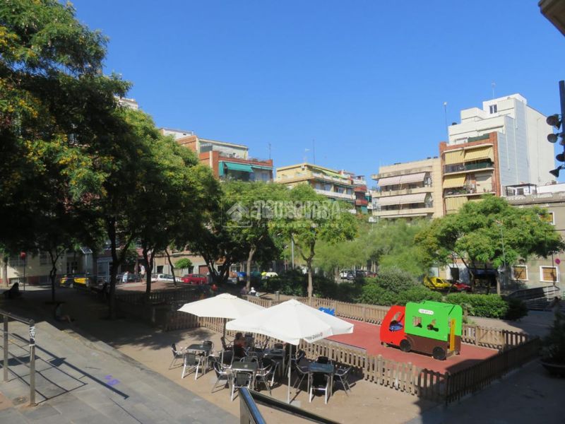 Foto 86ad099b-d96c-4aa4-96a2-a5a23786ee9e. Aparcament cotxe a Guinardó Barcelona