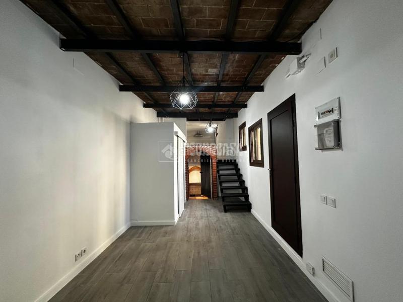 Foto b3d2416c-410c-40d8-9740-581adbd8d92a. Piso  en venta en Can Baró Barcelona