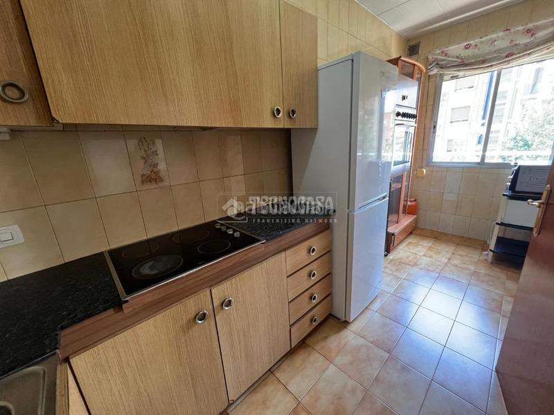 Foto 6064f3ab-6c0c-490b-82ce-f67f60606631. Piso  en venta en Guinardó Barcelona