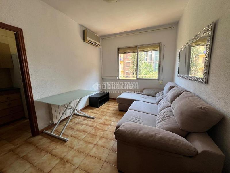 Foto 86bba58c-a5f8-4d40-b742-5cc3d4c3ad62. Piso  en venta en Guinardó Barcelona