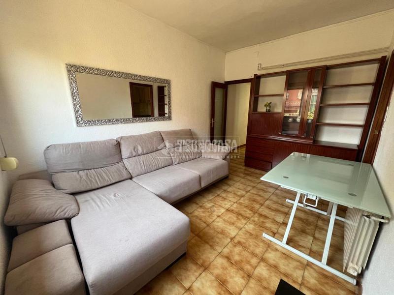 Foto e0c601cb-5fc3-44ac-8152-dcabc68426f2. Piso  en venta en Guinardó Barcelona