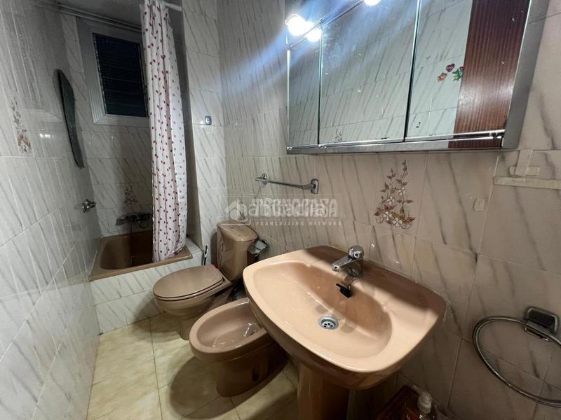 Foto e0e3e2a2-9954-4704-ba5e-5b9dd685675a. Piso  en venta en Guinardó Barcelona