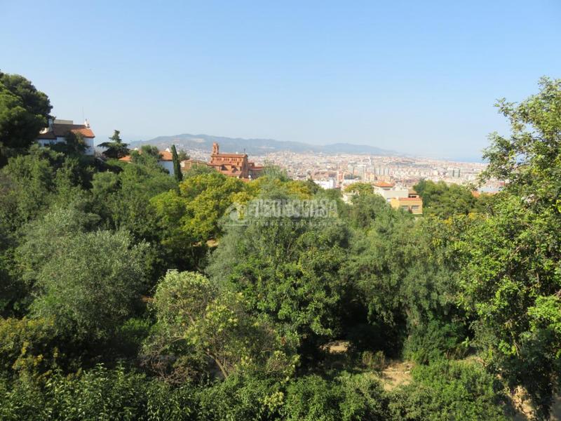 Foto f50d26da-d9ba-4557-8bc8-c4bc32af0684. Piso  en venta en Guinardó Barcelona