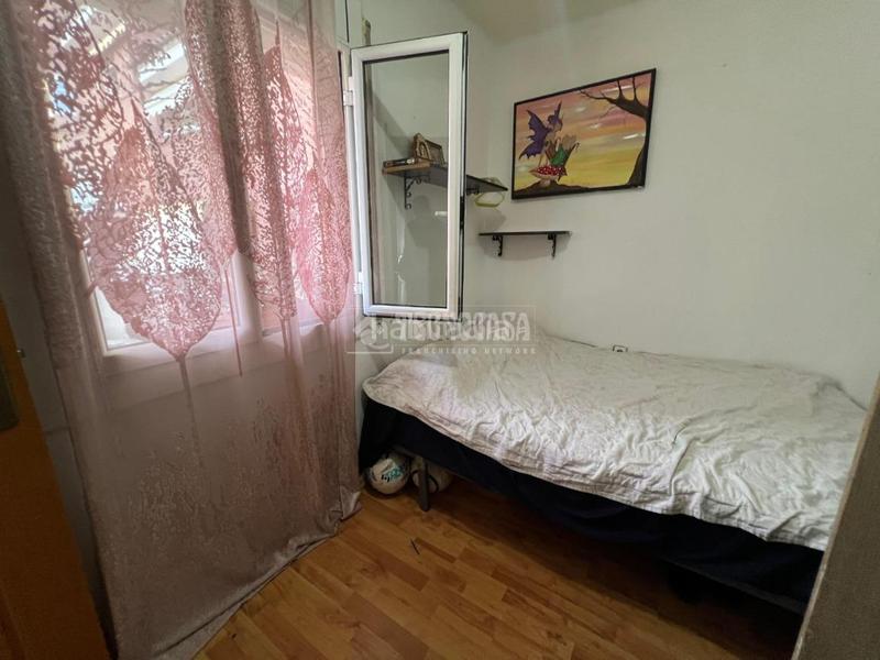 Foto 3e41dde5-3a24-426a-af16-bda0334c22bc. Etagenwohnung in La Font d´en Fargues Barcelona