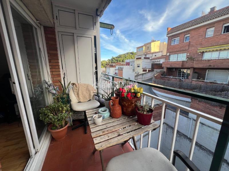 Foto c57c67f8-89aa-4ef7-965b-878d515c1296. Etagenwohnung in La Font d´en Fargues Barcelona