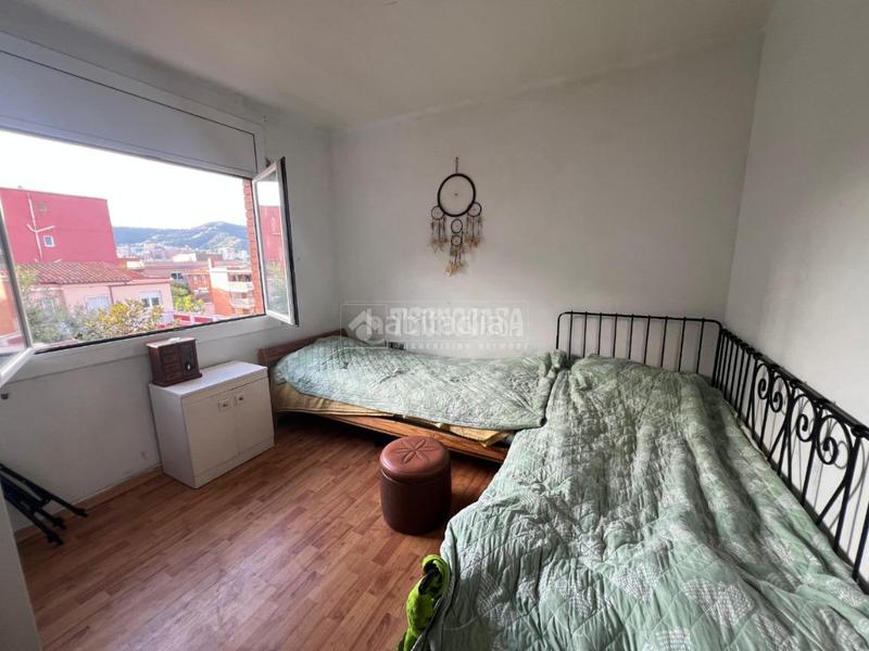 Foto f6f02522-fa10-4959-ba87-0fa5286df58a. Etagenwohnung in La Font d´en Fargues Barcelona