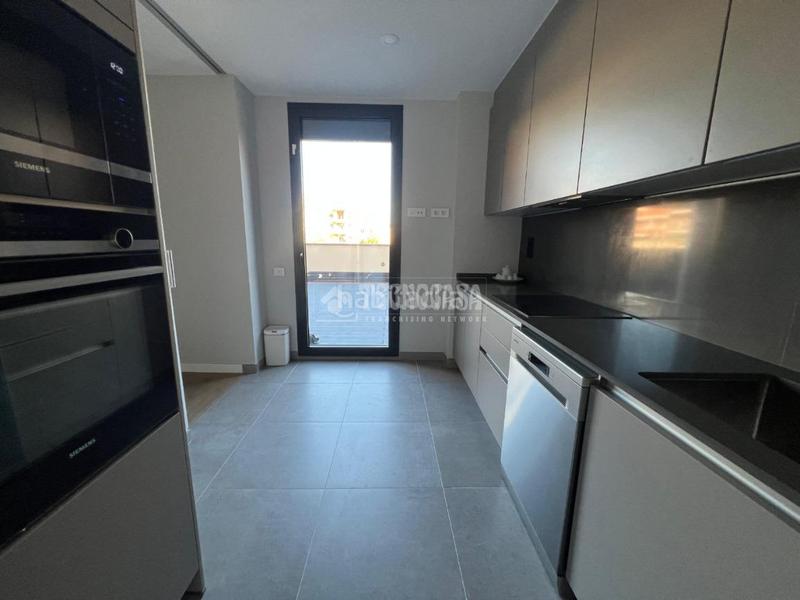 Foto c5421ad8-b820-468e-b0a3-dd5e8100163d. Affitto appartamento con riscaldamento piscina in Barcelona