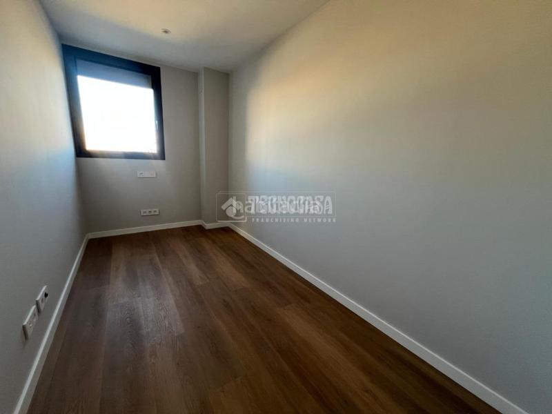 Foto 0f18231f-6601-44ed-a660-efe585730dfe. Alquiler piso  en alquiler en Guinardó Barcelona