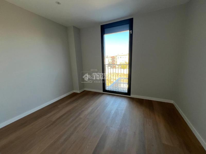 Foto 10333a0c-b99c-436e-a2c0-4610c19b281d. Location appartement avec chauffage piscine dans Guinardó Barcelona