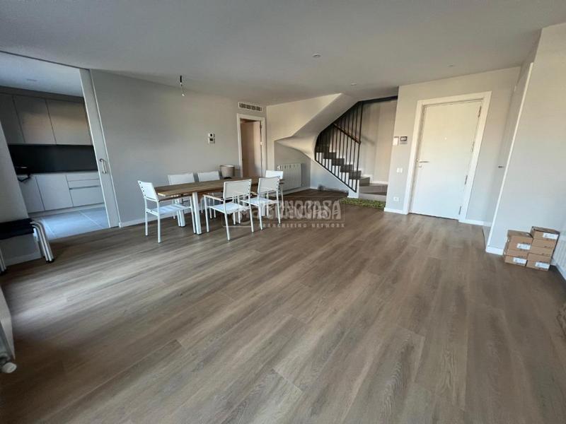 Foto 5c57fb53-0fd7-4625-b3e3-82f1182f0281. Miete etagenwohnung mit heizung pool in Guinardó Barcelona