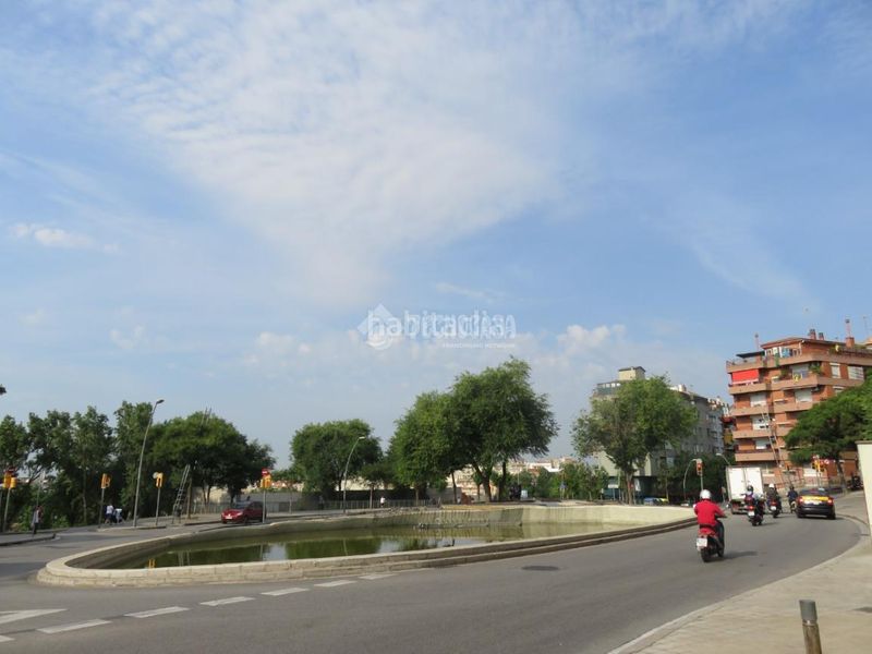 Foto 4af29e06-dd27-4e3b-bf6c-3e0625ec815d. Aparcament cotxe a Guinardó Barcelona