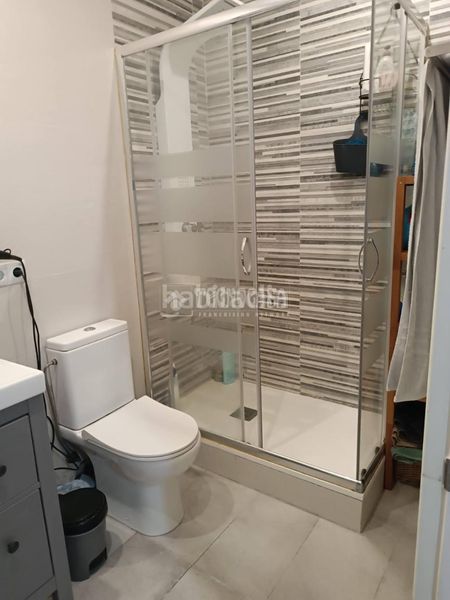 Foto 7e644e71-75db-4c75-87f5-42ffa4e53803. Estudi a Guinardó Barcelona