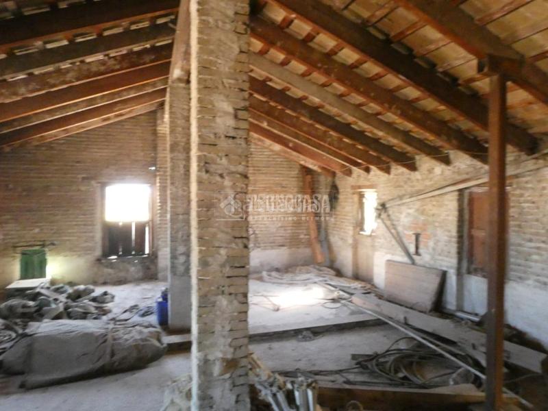 Foto 510efa8c-1976-4399-a05a-3dba3038e85e. Casa  en venta en El Castellar i l'Oliverar Valencia