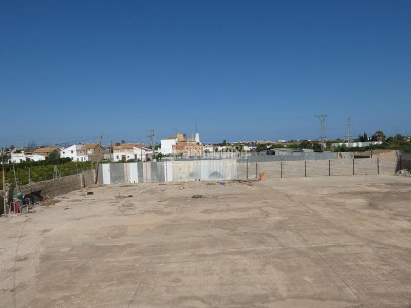 Foto c1e59d99-afb6-4197-ac9f-7382c4643b1b. Casa  en venta en El Castellar i l'Oliverar Valencia