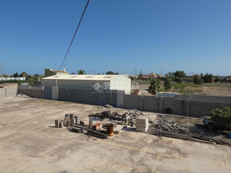 Foto ed1ee0bf-1b02-46a0-b9c9-577dfa8cbe43. Casa  en venta en El Castellar i l'Oliverar Valencia