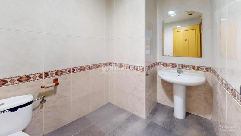 Foto 18378e4b-282e-4e17-b7c7-38f67ac4161e. Locale commerciale in Malilla Valencia