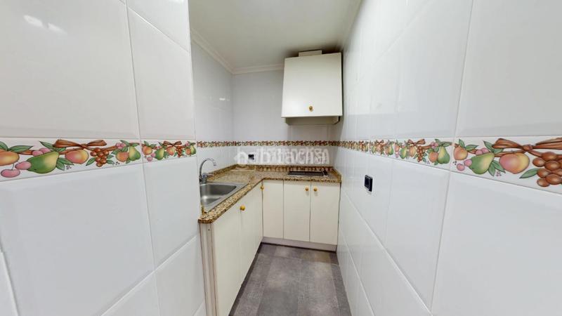 Foto 4ccf286f-2abb-4552-9266-a0939a86b0c1. Locale commerciale in Malilla Valencia