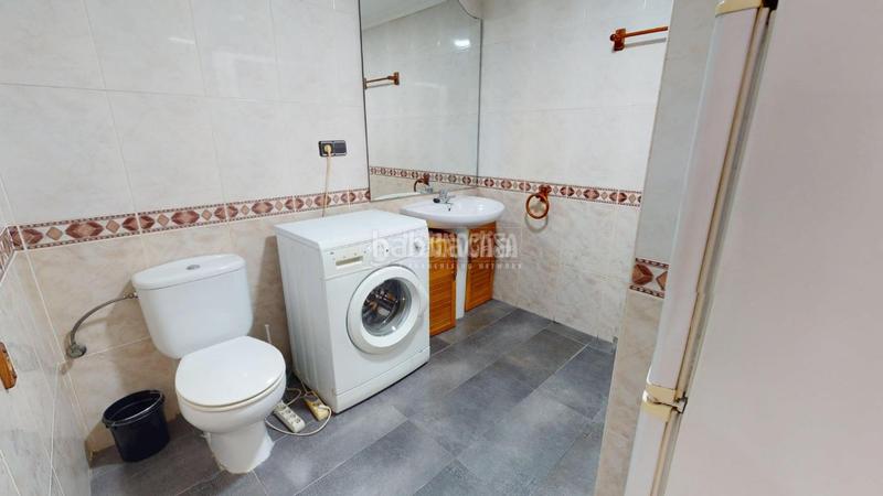 Foto 5dbd35e0-a07e-475a-bfa1-f83a13aff15b. Locale commerciale in Malilla Valencia