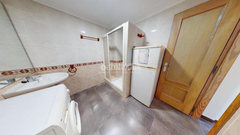 Foto 5de57b8a-3688-42ee-9c9f-22bf530b4196. Locale commerciale in Malilla Valencia