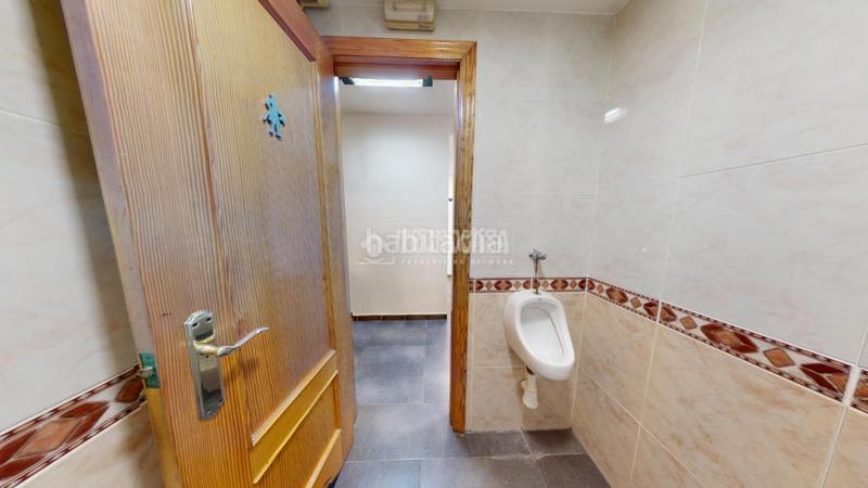 Foto b545453c-a67a-4497-ad31-a0988965ba5a. Locale commerciale in Malilla Valencia