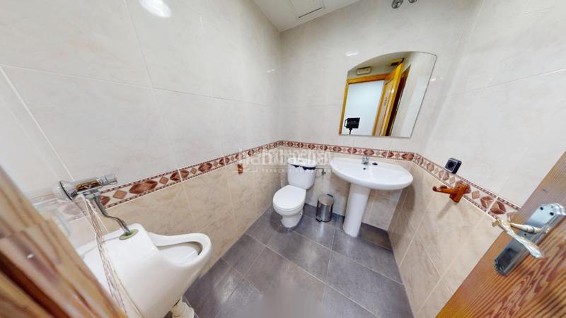 Foto e769da0e-0d49-4da2-99dc-11b66d05df96. Locale commerciale in Malilla Valencia