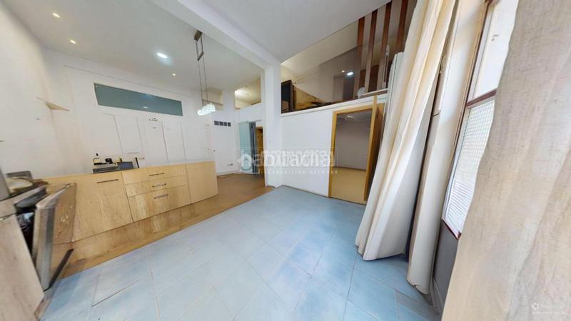 Foto 26ffd7b8-4814-4ae3-b8b9-471ff2e11bc6. Locale commerciale in En Corts - Doctor Waksman Valencia