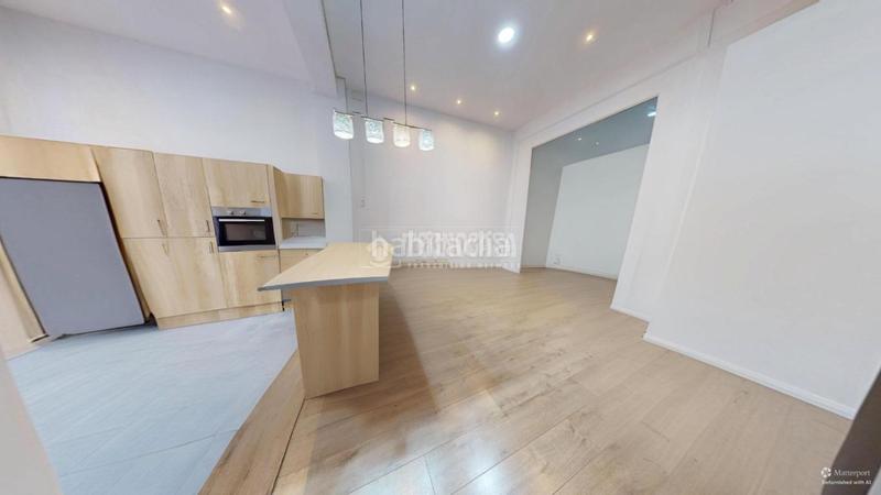 Foto 3442bf97-5182-42ab-8d24-28bdf0ca9004. Locale commerciale in En Corts - Doctor Waksman Valencia