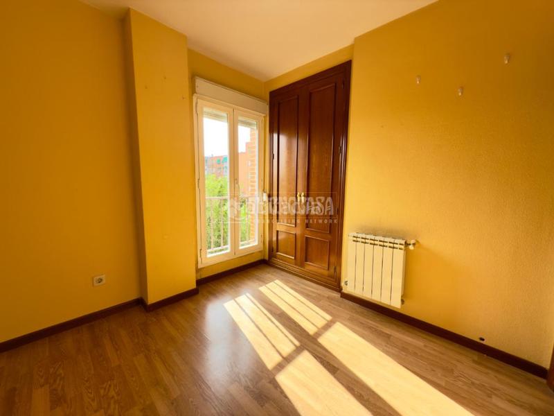 Foto 71225165-b0ff-44d2-9029-7994d4658ced. Piso  en venta en Centro Valdemoro