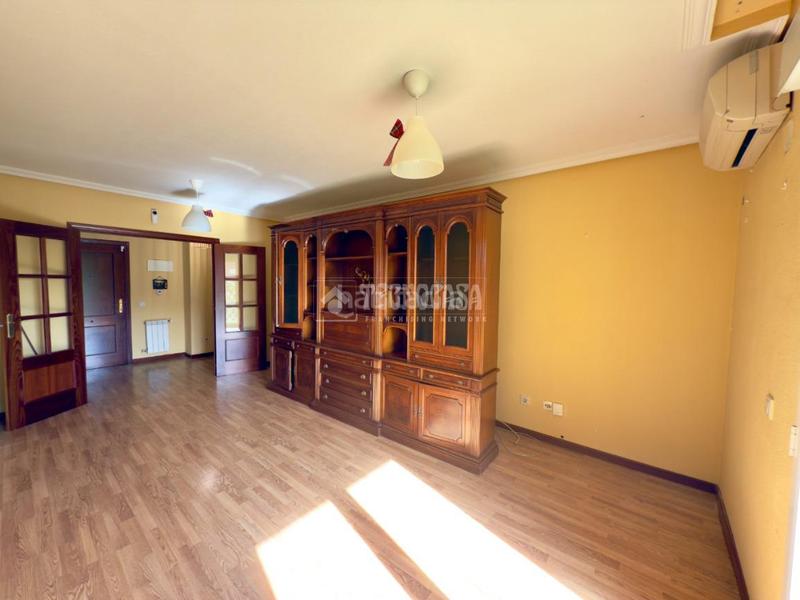 Foto b8db4d5c-df53-467a-9e9e-3625593f12ec. Piso  en venta en Centro Valdemoro