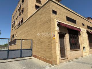 Locale commerciale en Altos del Olivar-El Caracol. Local comercial en venta en valdemoro