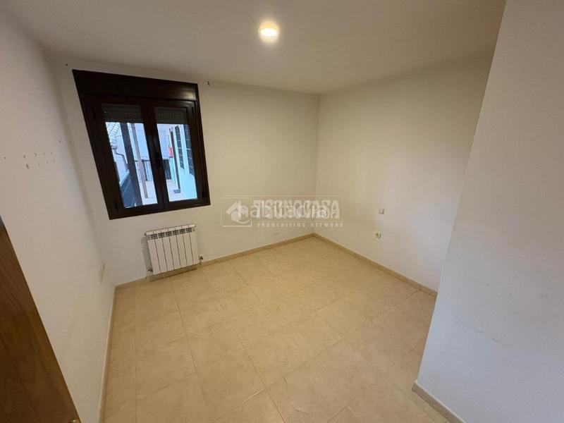 Foto 3af7e340-4a8a-46d2-aed3-bbff5aa232da. Piso  en venta en Chinchón