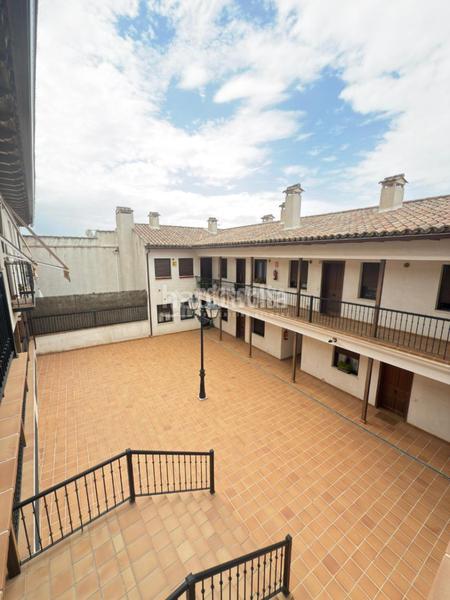 Foto 529d4d4a-5a18-43e9-9e6a-af689c5f6564. Piso  en venta en Chinchón