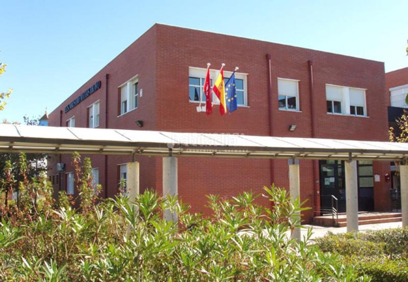 Foto 17e51eaf-34de-4e3a-bce5-736b195cffc4. Piso  en venta en Centro Valdemoro