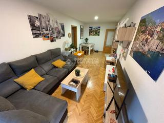 Pis a Altos del Olivar-El Caracol. Piso en venta en valdemoro