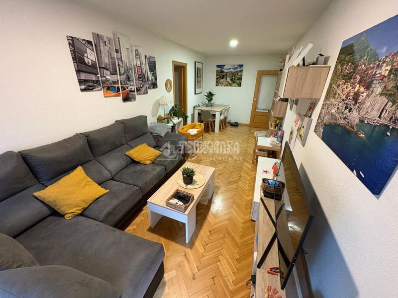 Foto af0096cf-1938-45a6-8e88-bc51b6cf1df5. Pis a Altos del Olivar-El Caracol Valdemoro