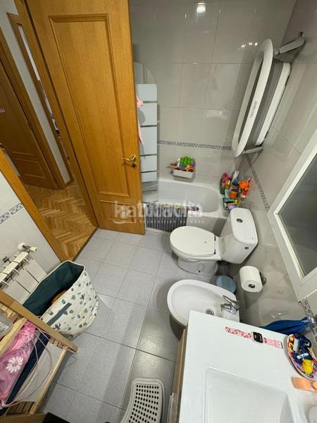 Foto b3bd1097-8a7f-41e7-9bce-07ea16aa5ef5. Pis a Altos del Olivar-El Caracol Valdemoro