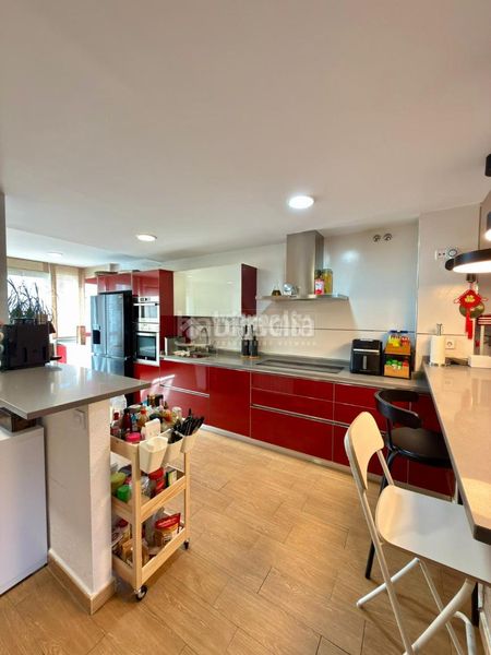 Foto 5b81ad14-c69b-4455-83aa-dc5ee80902d6. Casa amb aparcament a Hispanoamérica-Comunidades Valdemoro