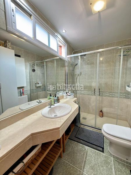 Foto ed12dd10-959a-4fef-9b99-4c3e7a1ce8b3. Casa amb aparcament a Hispanoamérica-Comunidades Valdemoro